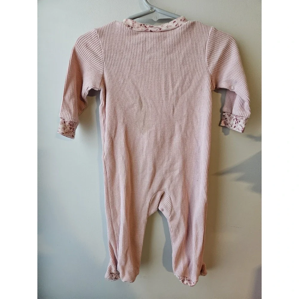 Carters welcome bundled
